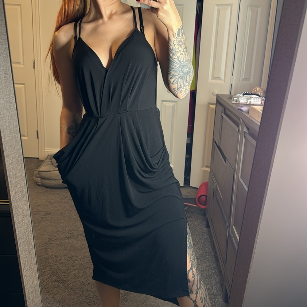 BCBGeneration dress WITH POCKETS!!!